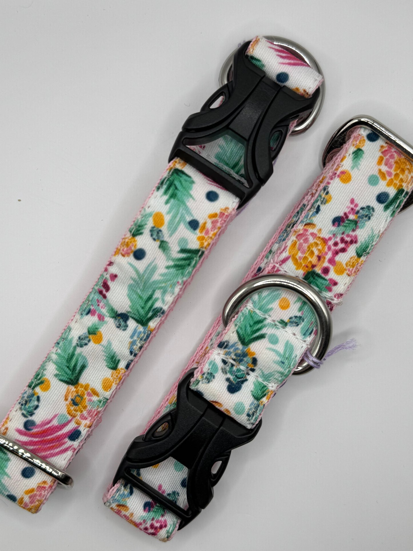 Outlet Collars - Medium
