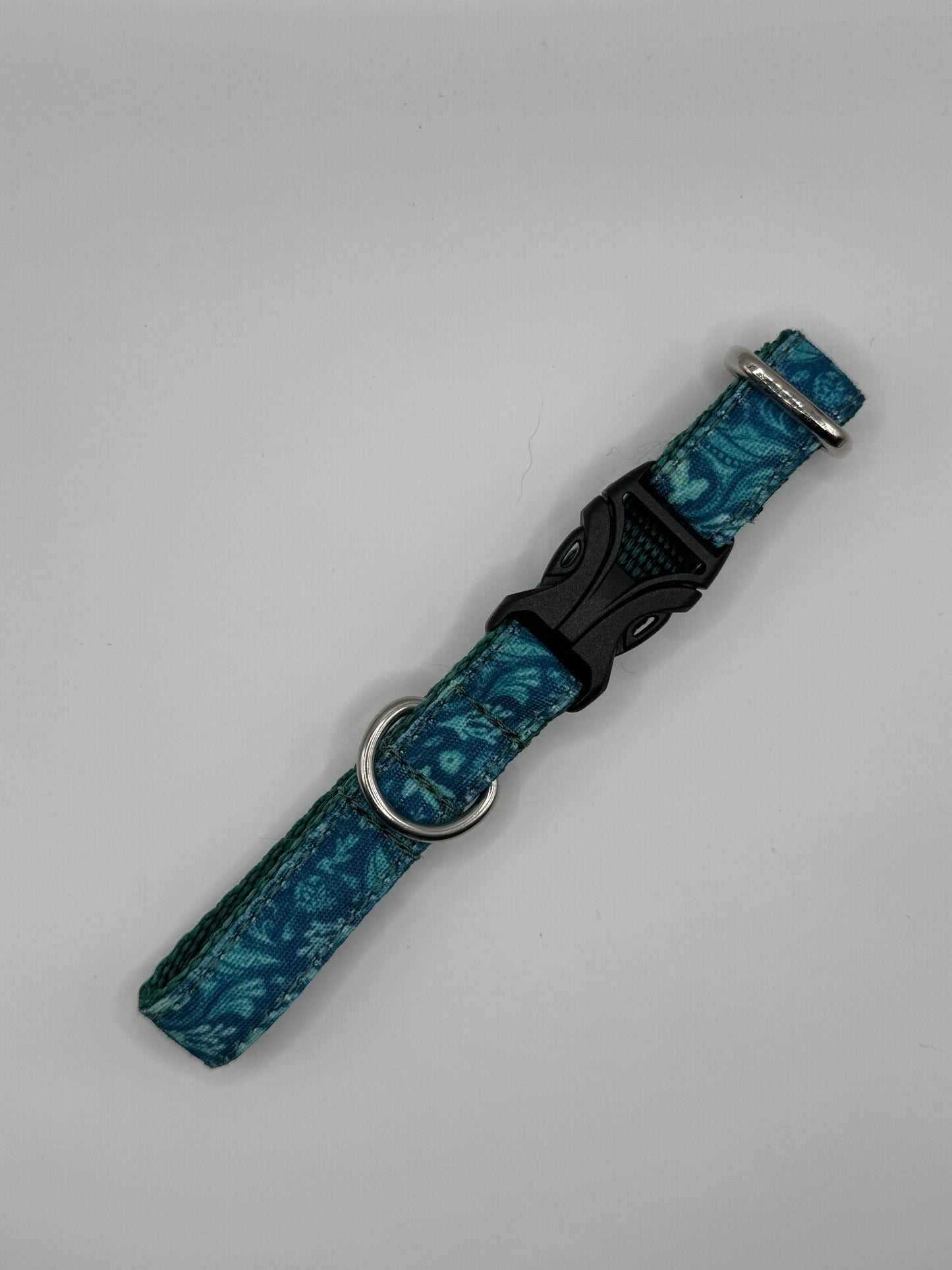 Outlet Collars - XS